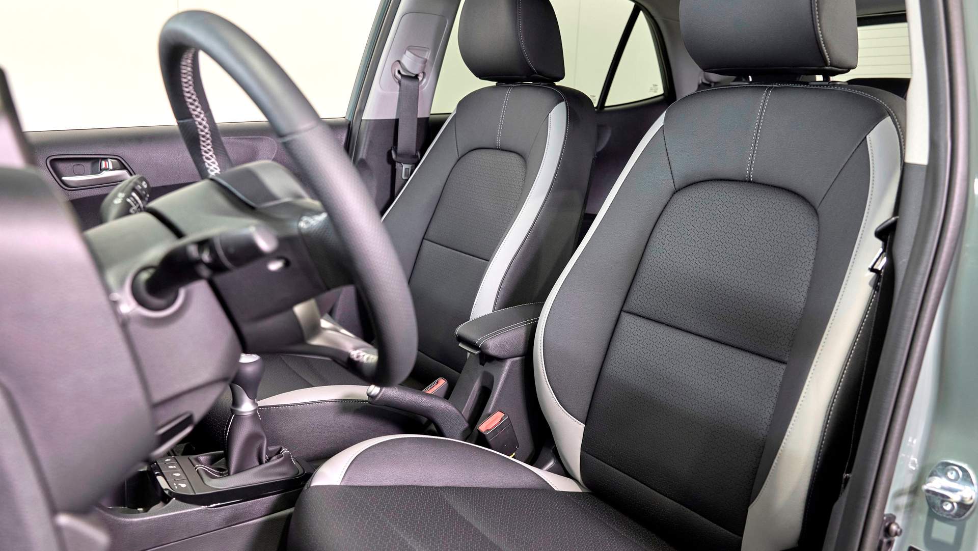 Los asientos delanteros del GT-line, además de cómodos, resultan muy agradables tanto a la vista como al tacto.