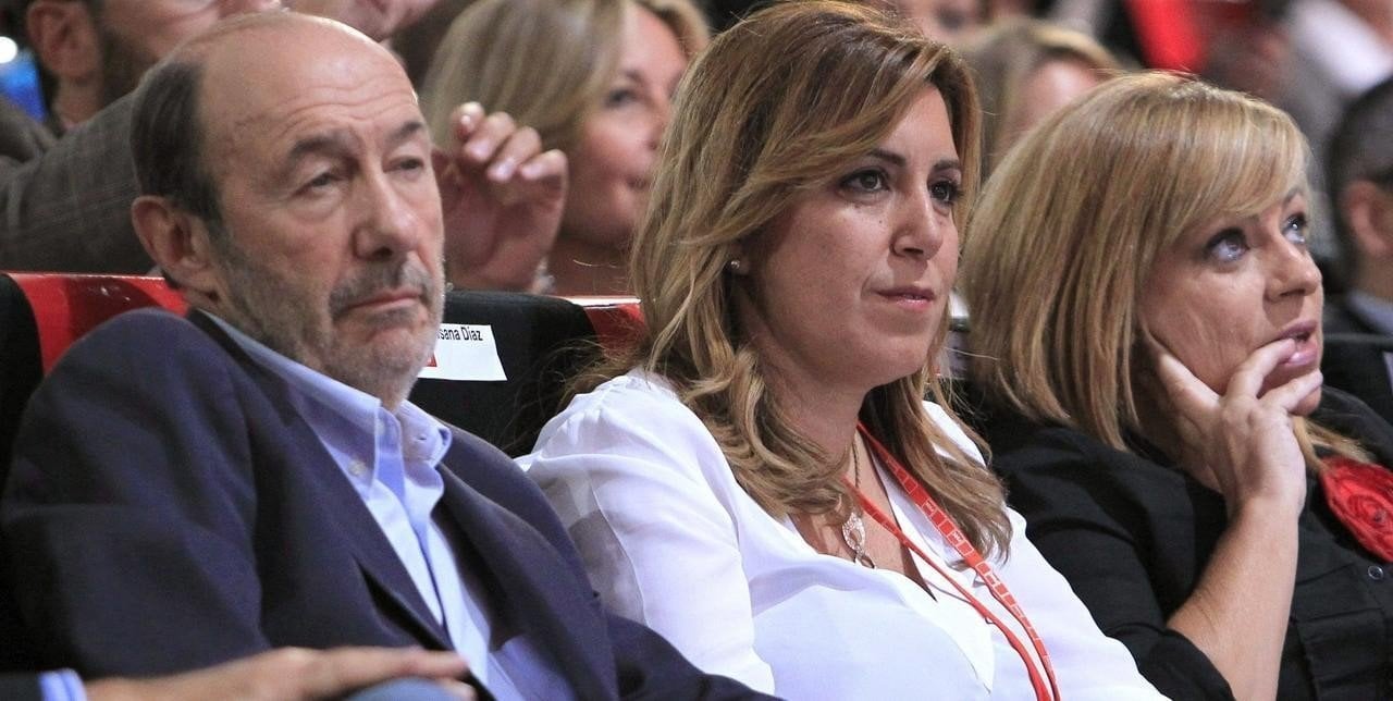 Rubalcaba y Susana Díaz, en un acto electoral del PSOE.