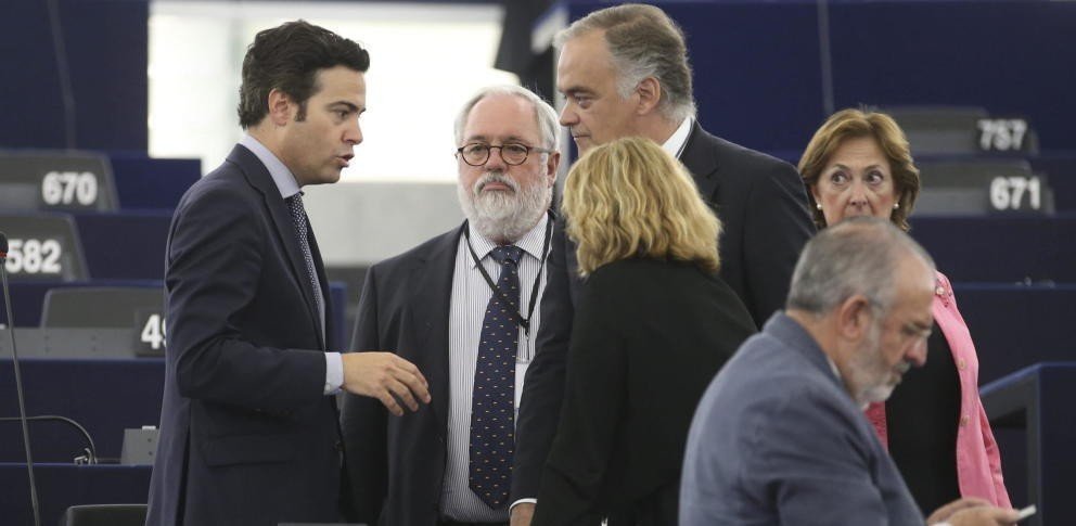 Pablo Zalba, Arias Cañete y Pons en el Parlamento Europeo.