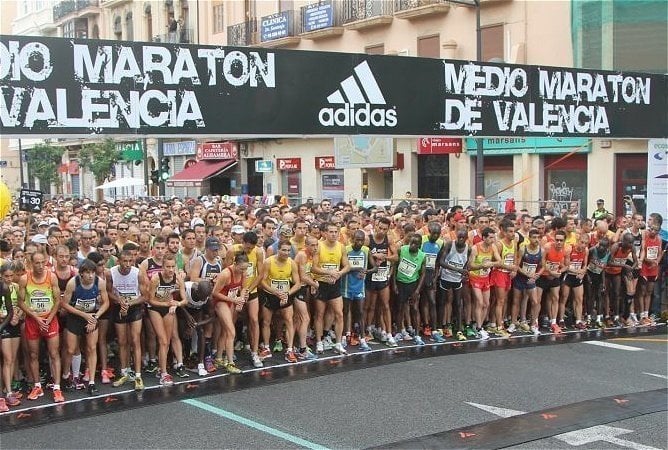 Salida del Medio Maratón de Valencia.