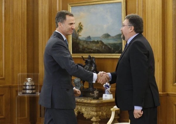 Felipe VI recibe a Isidro Martínez Oblanca, de Foro Asturias.