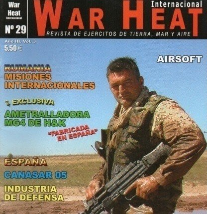 Portada de la revista War Heat.