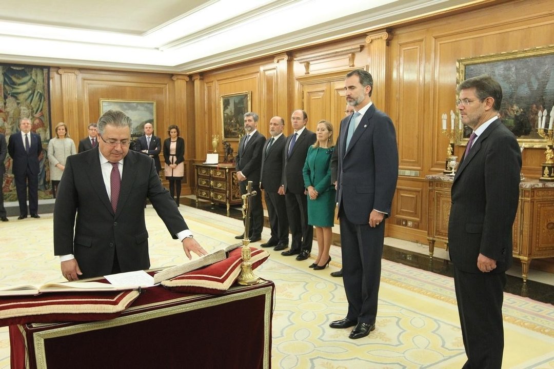 Juan Ignacio Zoido jura su cargo de ministro del Interior.