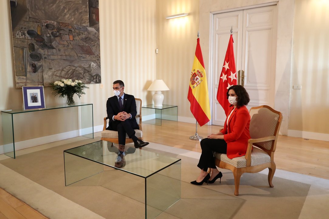 Reunión entre Pedro Sánchez e Isabel Díaz Ayuso.