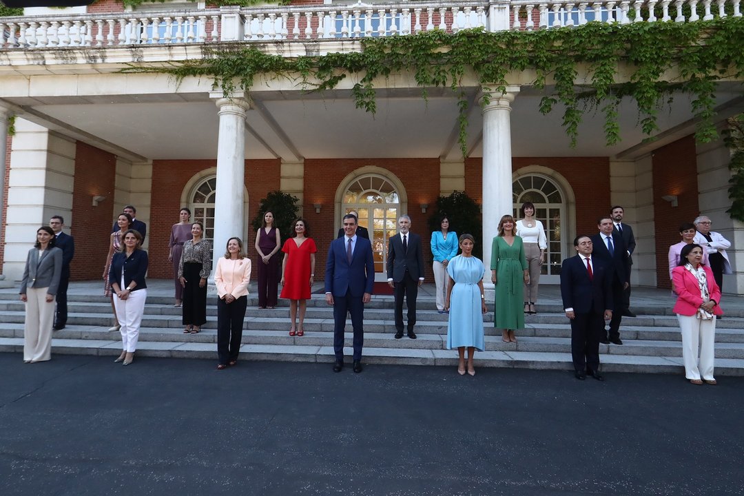 Primera foto del nuevo Gobierno de Pedro Sánchez.