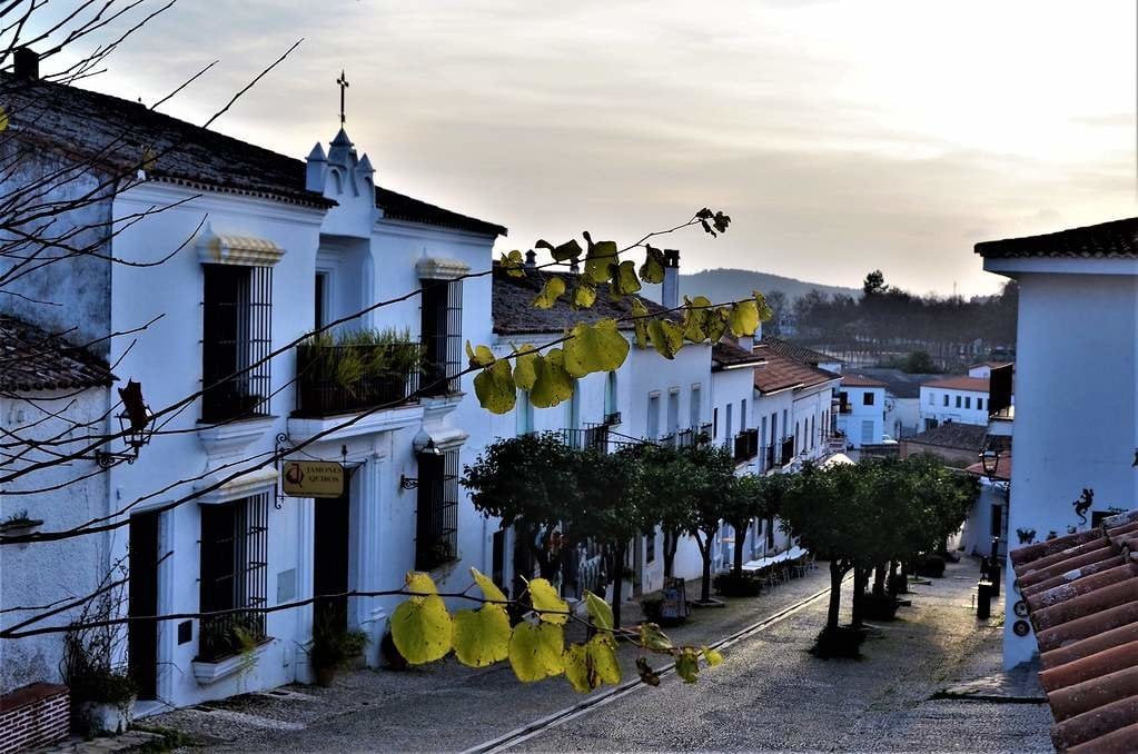Pueblos con más encanto: Viaja a Aracena en Huelva.