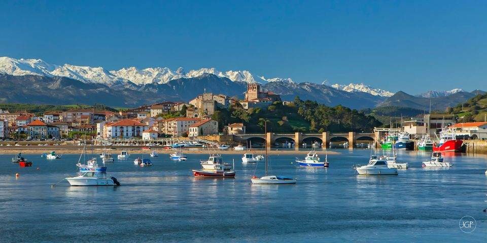 Pueblos con más encanto: 
Viaja a San Vicente de la Barquera en Cantabria