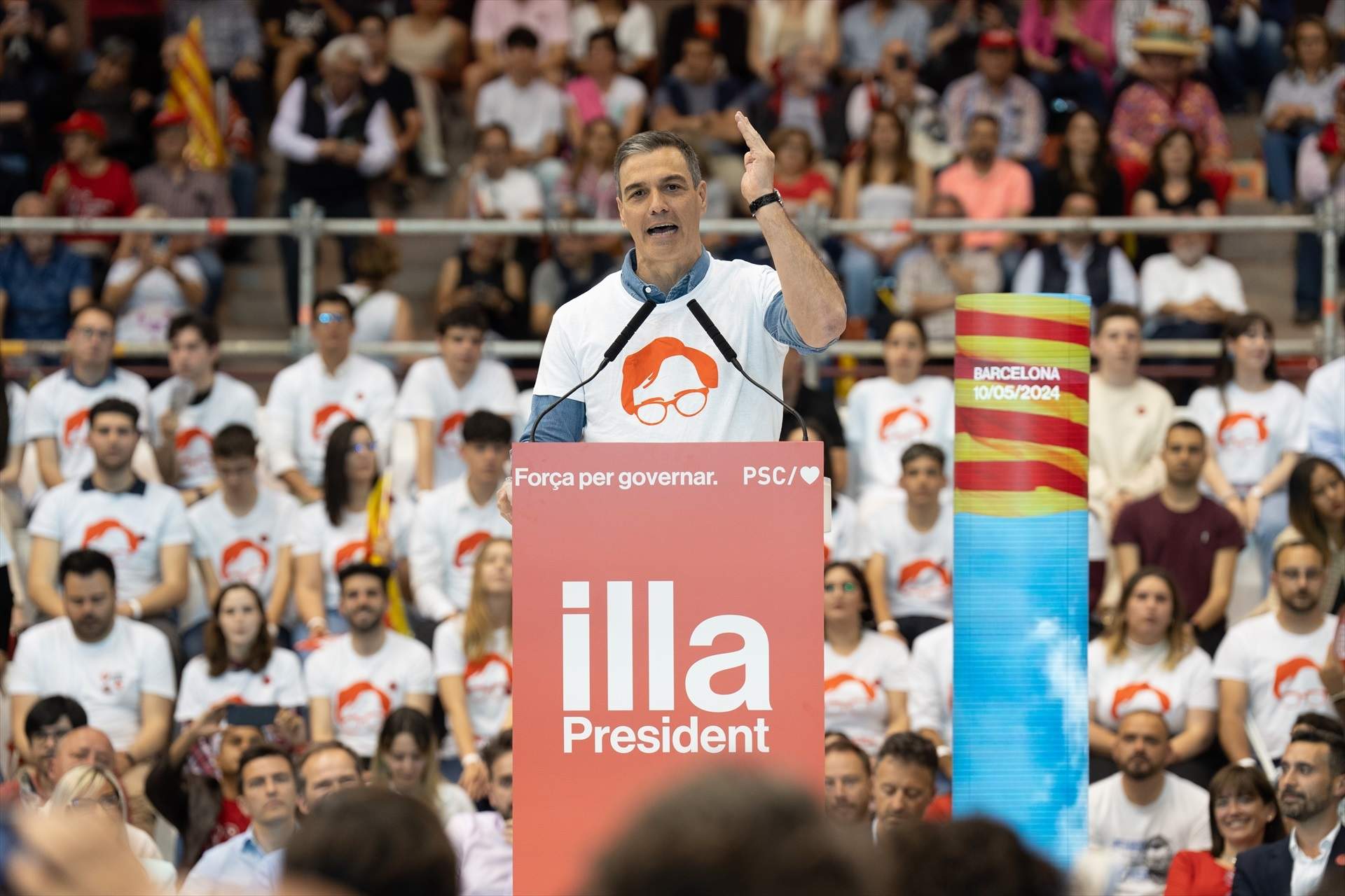 El presidente del Gobierno Pedro Sánchez interviene durante un mitin del PSC, en Pavelló Vall d’Hebron, a 10 de mayo de 2024, en Barcelona. (Foto: David Zorrakino / Europa Press)