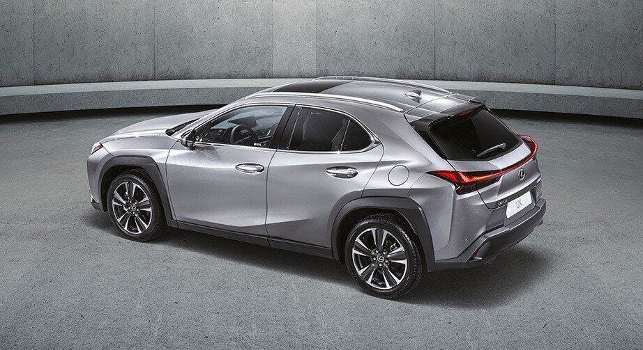 Lexus UX 250h y RC 300h
