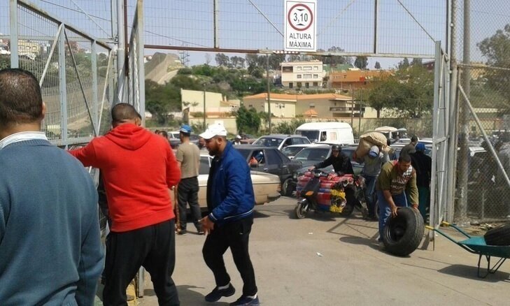 Paso fronterizo de Farhana en Melilla