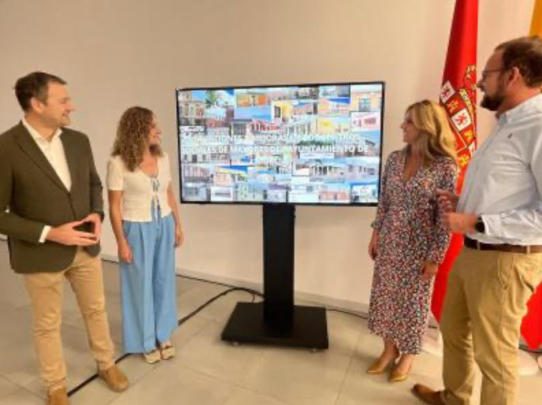 El Ayuntamiento de Murcia revoluciona 75 Centros de Mayores gracias a un canal de WhatsApp