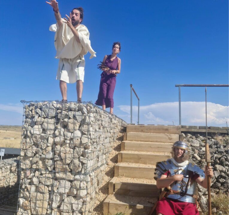 Visitas arqueoteatralizadas en En Clunia, la ciudad romana de Burgos.