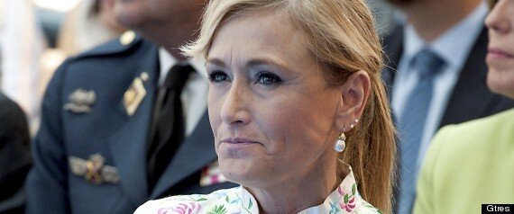 Cifuentes se recupera de su accidente de moto.