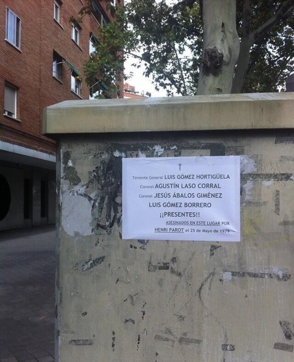 Cartel en la calle Corazón de María de Madrid (Foto: @LosadaPescador)