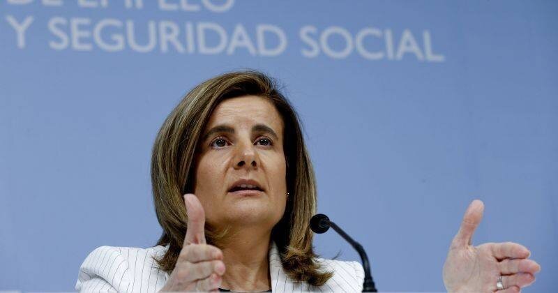 F&aacute;tima B&aacute;&ntilde;ez, en una rueda de prensa en el ministerio de Empleo.
