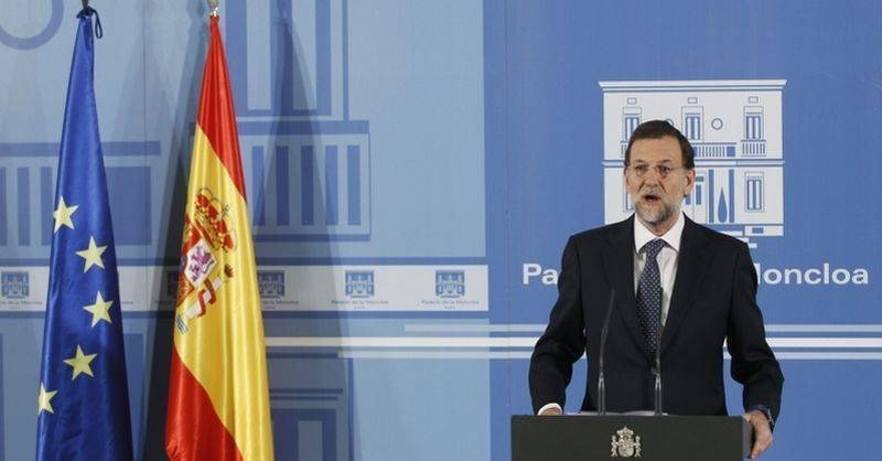 Mariano Rajoy atiende a los periodistas en Moncloa.