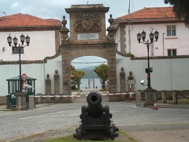 Puerta del Arsenal de Ferrol.