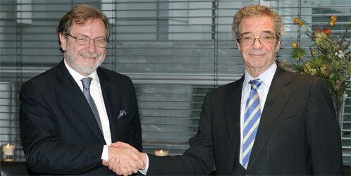 Juan Luis Cebri&aacute;n y C&eacute;sar Alierta.