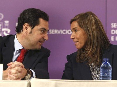 Ana Mato y el líder del PP andaluz.