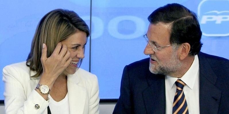 Mar&iacute;a Dolores de Cospedal y Mariano Rajoy.