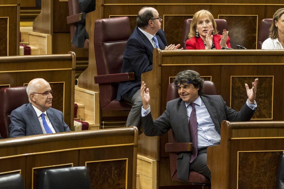 Duran i Lleida y Jorge Moragas, en el Congreso.