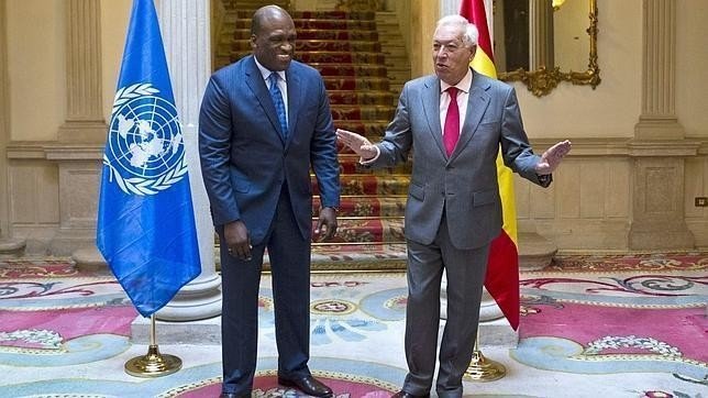 García-Margallo, en el Palacio de Viana con el presidente de la Asamblea General de las Naciones Unidas, John Ashe