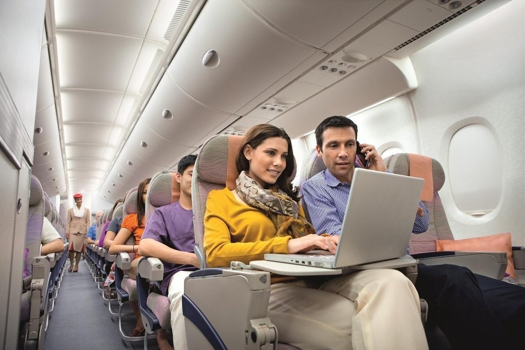 Wi-Fi gratuito en aviones comerciales. 