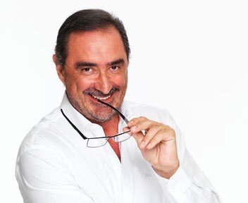 Carlos Herrera.