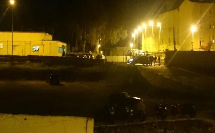 La Policía investiga los disparos a la puerta del cuartel de la Legión en Ceuta.