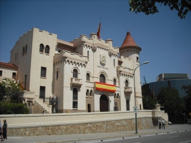 Fachada del cuartel del Bruc en Barcelona.