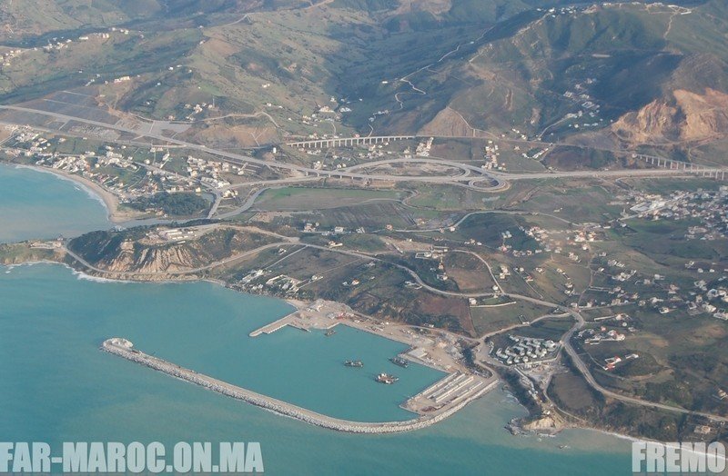 Vista aérea de la base naval de Ksar Sghir.