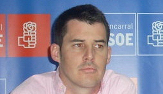 Juan Segovia.