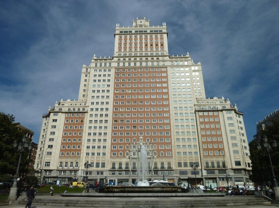 Edificio Espa&ntilde;a.