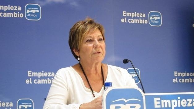 Celia Villalobos.