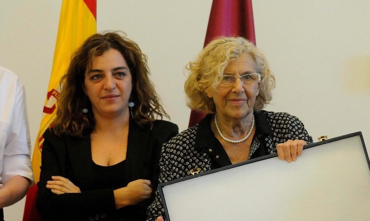 Celia Mayer y Manuela Carmena.