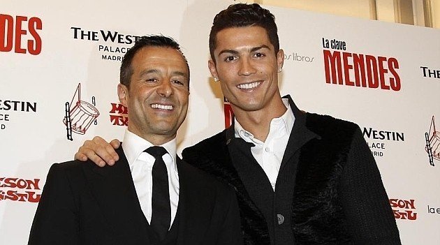 Cristiano Ronaldo con Jorge Méndes.
