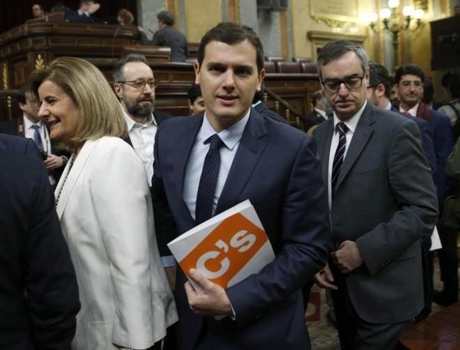 Albert Rivera y diputados de C&acute;s en el Congreso.