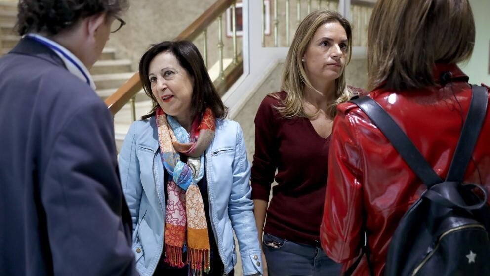 Margarita Robles y Susana Sumelzo.