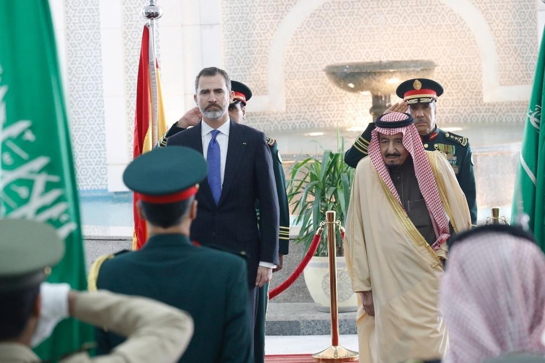 El rey Felipe VI en su viaje a Arabia Saudí.
