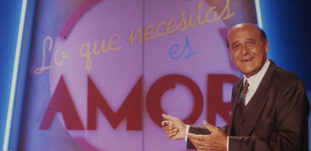 Jesús Puente, presentador de 'Lo que necesitas es amor' en la década de los noventa.