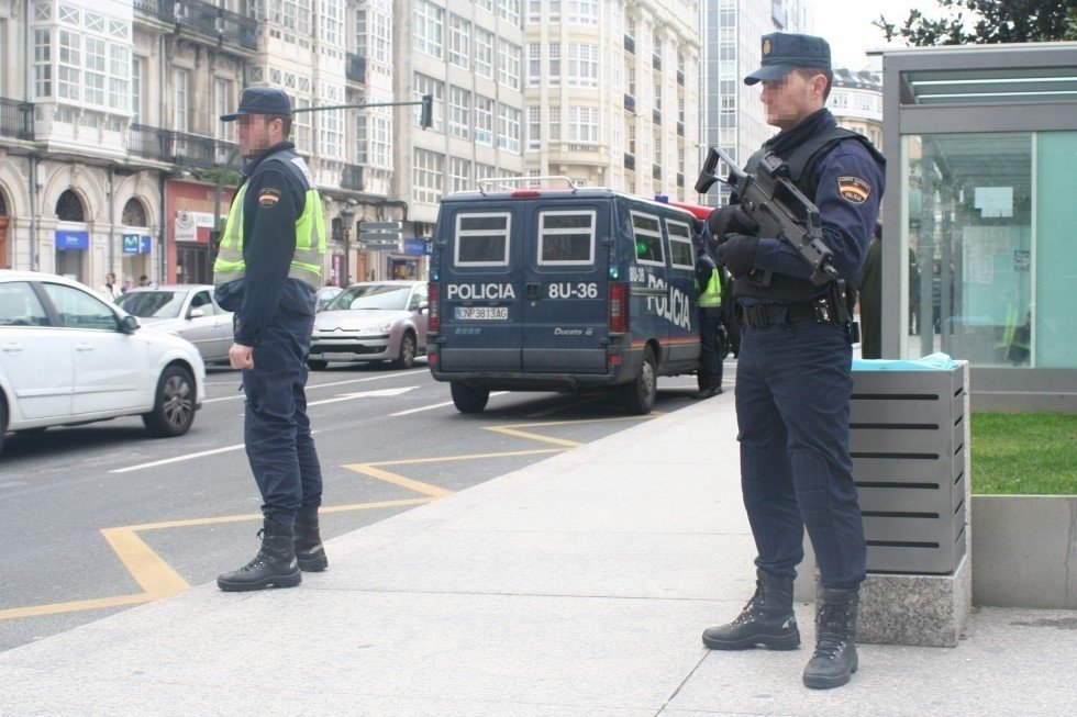 Agentes de Policía Nacional en Pamplona