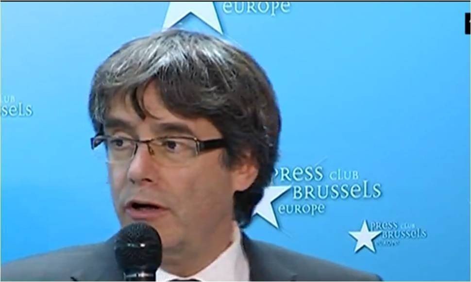 Carles Puigdemont en rueda de prensa en Bruselas.