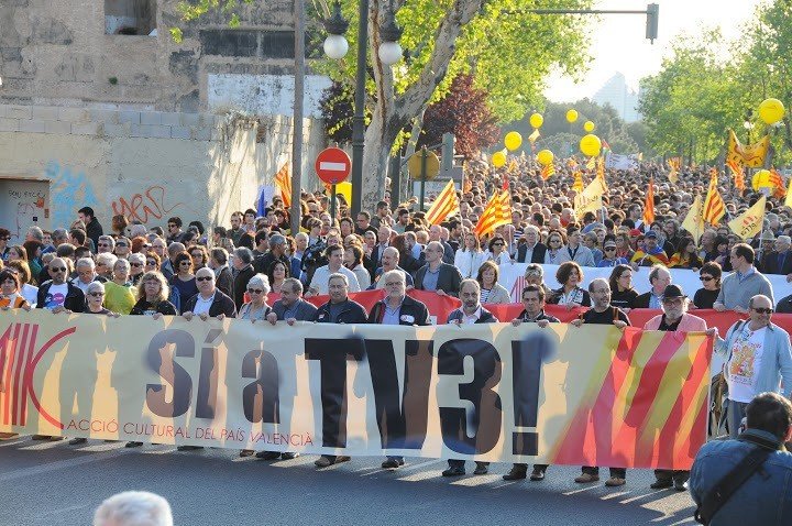 Manifestación en Valencia a favor de las emisiones de TV3.