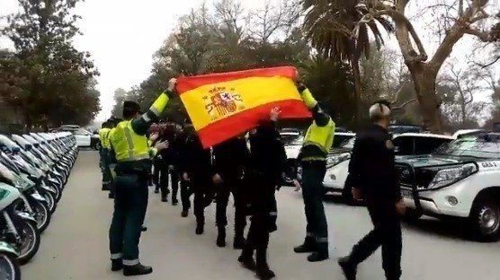 Homenaje a los agentes del GRS de Sevilla.