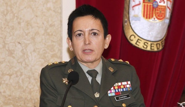 La teniente coronel Aramendía.