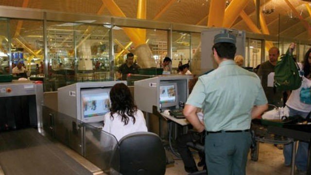 Control de Seguridad en un aeropuerto.