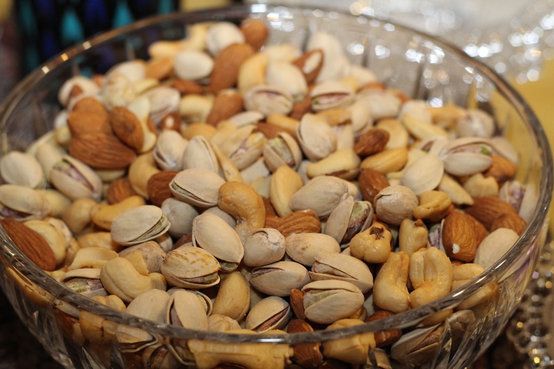 plant-food-produce-nut-coconut-nuts-1057479-pxhere.com
