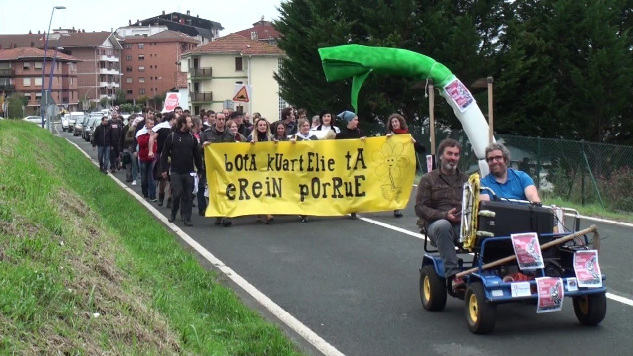 Marcha antimilitarista contra Soietxe en ediciones anteriores.