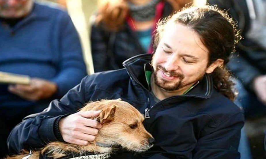 Pablo Iglesias con su perro Tirso-bueno