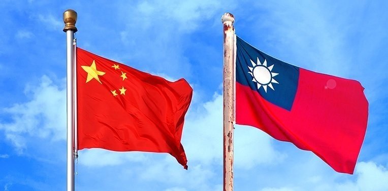 Banderas de China y Taiwán.